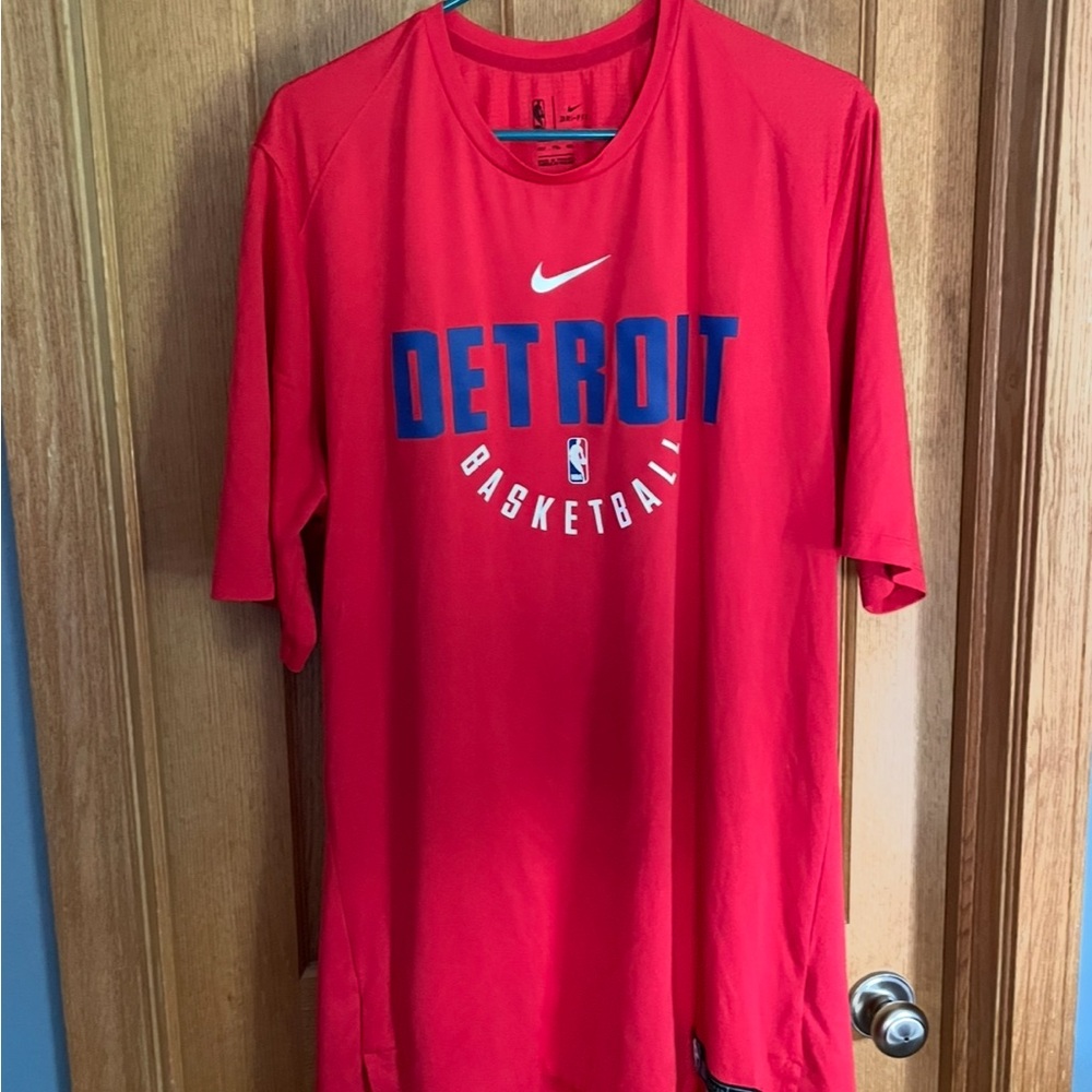 Nike Red Detroit Pistons Basketball Men's Shirt
